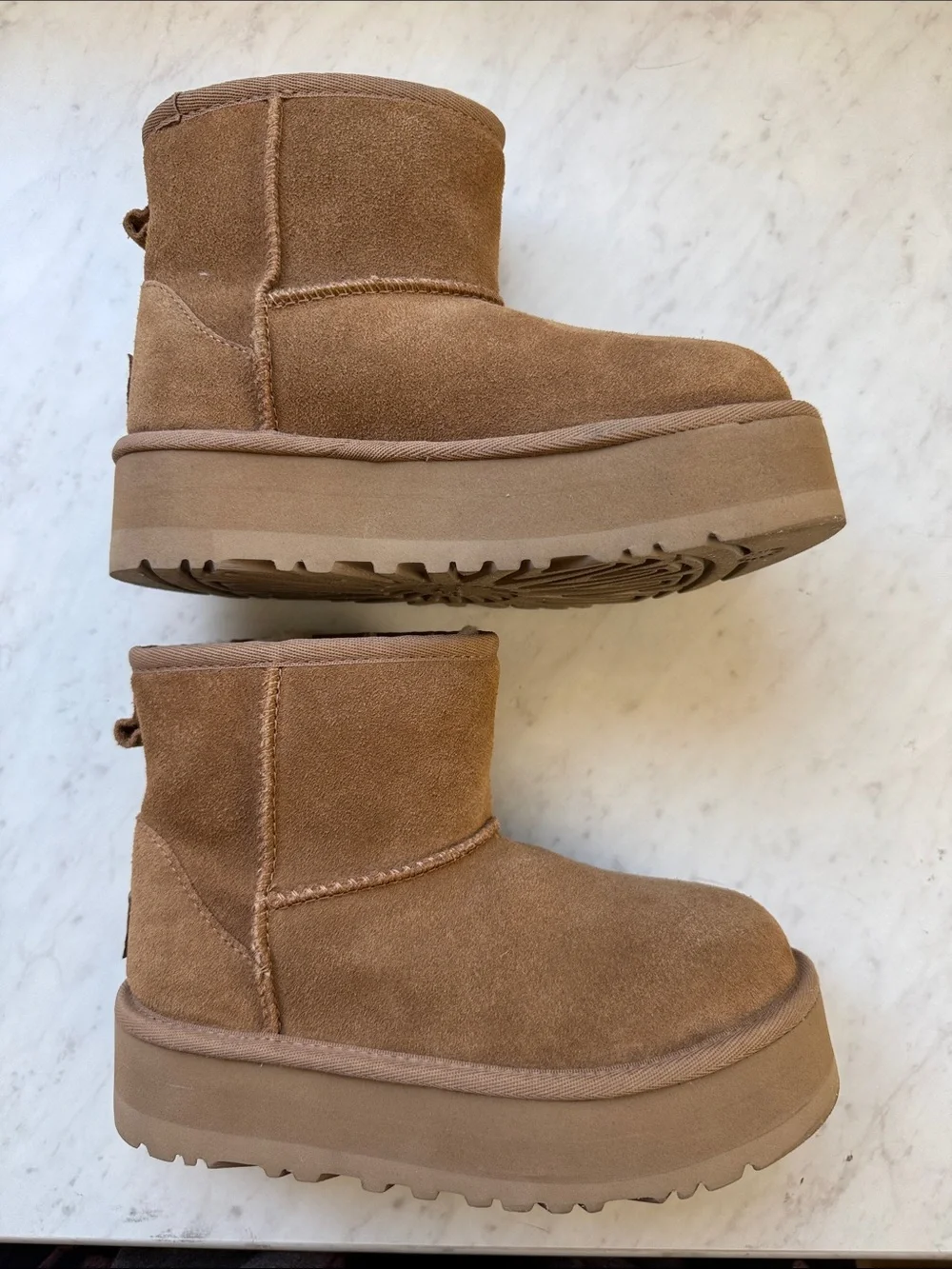 UGG Kids Chestnut Brown Suede Platform Boots - Size 13